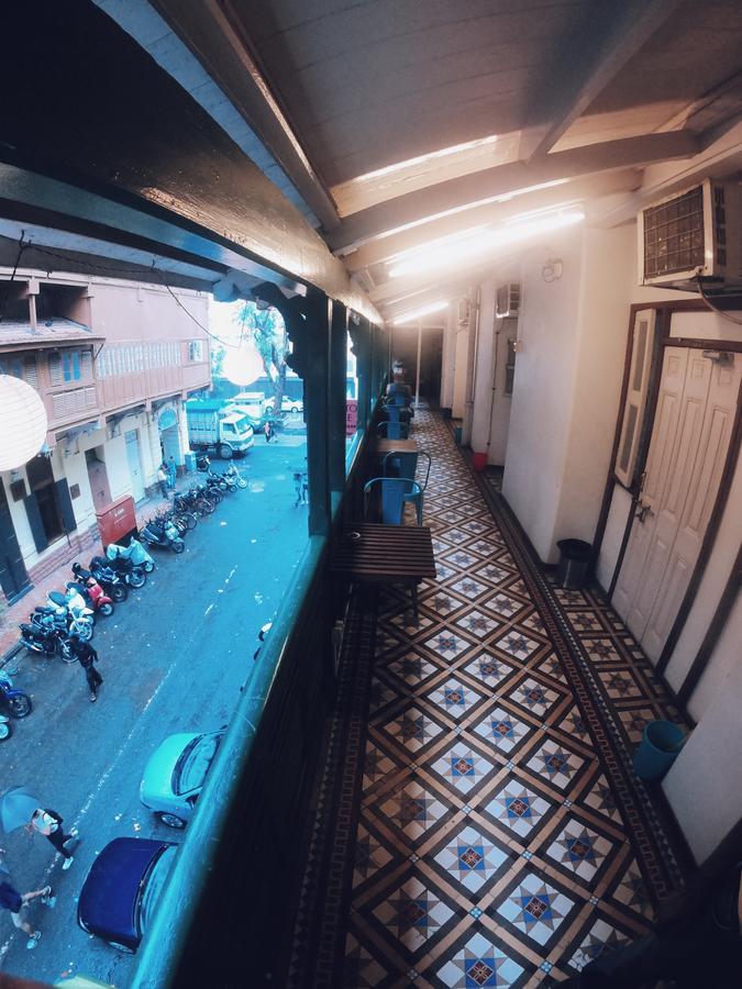 Carlton Hotel Mumbai - Behind Taj Mahal Palace Colaba Mumbai Bombaim Exterior foto